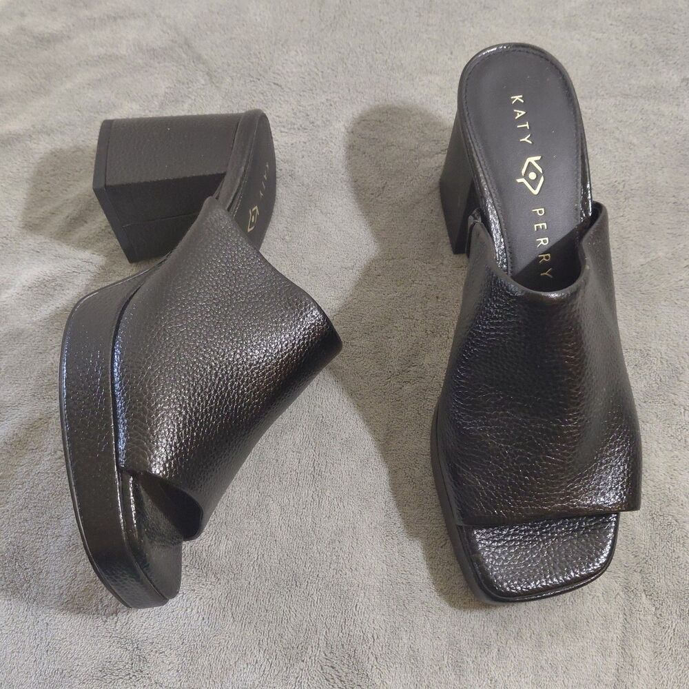 Katy Perry The Surrprise Platform Slide Sandals Womens 7.5M Black Faux Leather